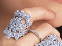 FaveCrafts Brett Bara Crochet Ring